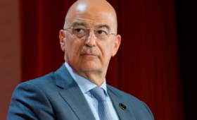 Δένδιας: Διαψεύδει ότι drones στόχευσαν τη Σούδα - «Συνταγματική μας υποχρεώση να προστατέψουμε την επικράτεια»