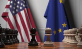 Politico: Δασμοί 72 δισ. ευρώ - Η ΕΕ βάζει στο στόχαστρο αμερικανικά αεροσκάφη, αυτοκίνητα και τρόφιμα