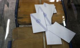 Δημοσκόπηση Interview: 9 στους 10 «φοβούνται» τις ανατιμήσεις - «Ναι» για την στρατιωτική βοήθεια στην Κύπρο