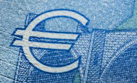 Jefferies: Ευκαιρία για τις ελληνικές τράπεζες η αγορά REPO