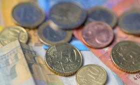 ΤτΕ: «Ψαλιδίζει» τον ρυθμό ανάπτυξης της ελληνικής οικονομίας για το 2026 και το 2027