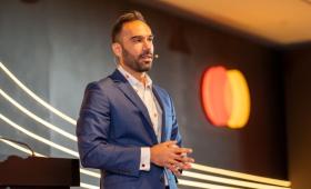 Καταθέσεις και αναλήψεις μέσω POS προωθεί η Mastercard