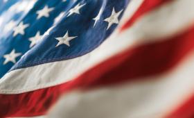 Σε ιστορικό χαμηλό το καταναλωτικό κλίμα στις ΗΠΑ