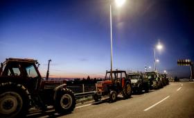 Την Τρίτη οι αποφάσεις των αγροτών για τα μπλόκα - «Δεν είμαστε ικανοποιημένοι από τη συνάντηση»