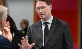 Όταν η Mercedes αρνήθηκε να μεταφερθεί στις ΗΠΑ