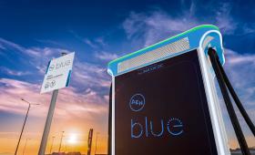 ΔΕΗ blue - Visa: 20% επιστροφή για φόρτιση ηλεκτρικών οχημάτων στις μεσημεριανές «Energy Hours»