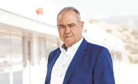 Πέθανε ο Γιώργος Γεράρδος, ιδρυτής της αλυσίδας Πλαίσιο - Η επιχειρηματική διαδρομή του