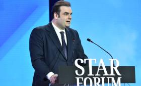 Πιερρακάκης: «Θα εξαντλήσουμε κάθε δημοσιονομικό περιθώριο, ώστε κανένας να μη μείνει απροστάτευτος»