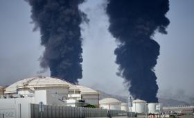 Bloomberg: Ο πόλεμος αναγκάζει την παγκόσμια ελίτ να αντιμετωπίζει διαρκή σοκ