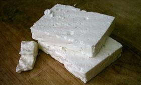 Λέσβος: Οι τυροκομικές επιχειρήσεις ανακοίνωσαν την διακοπή λειτουργίας τους στις 8/4