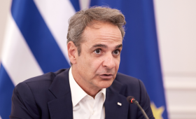 Σύσκεψη Μητσοτάκη για την αντιπυρική: Στη μάχη 18.500 πυροσβέστες και 4.000 οχήματα