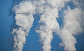 Ρύπανση: Στην «γκρίζα ζώνη» η Ελλάδα - Τι αποκαλύπτει η νέα παγκόσμια έκθεση της IQAir