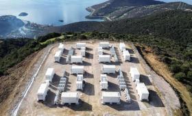 MORE: Σε λειτουργία τρία από τα πρώτα έργα αποθήκευσης ηλεκτρικής ενέργειας στην Ελλάδα