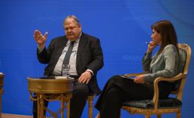 Βενιζέλος: Η κοινωνία είναι δυσαρεστημένη, φοβισμένη και καχύποπτη απέναντι στο αφήγημα που επιχειρείται να της επιβληθεί