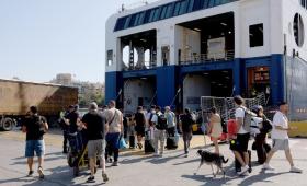Δεκαπενταύγουστος: Αυξημένη η έξοδος από το λιμάνι του Πειραιά