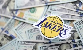 NBA: Πουλήθηκαν οι Λέικερς για πάνω από 12 δισ. δολάρια