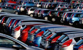 Στα υψηλότερα επίπεδα από το 2023 οι τιμές μεταχειρισμένων αυτοκινήτων στις ΗΠΑ