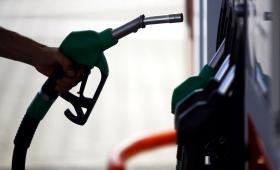 ΗΠΑ: Οι τιμές στα πρατήρια εκτοξεύονται καθώς ο πόλεμος με το Ιράν αναστατώνει τον παγκόσμιο ενεργειακό εφοδιασμό