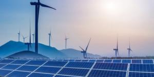 ΑΠΕ εξπρές: Άδειες σε 12 μήνες και «σιωπηρή έγκριση» - Τι αλλαγές φέρνει το νομοσχέδιο του ΥΠΕΝ