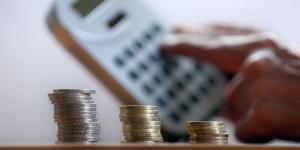 Ελεύθεροι επαγγελματίες: Τρεις φορο-ανατροπές σε δυο δόσεις - Ποιοι και πόσα κερδίζουν