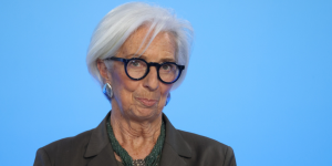 Λαγκάρντ (ΕΚΤ): Σε καλό σημείο ο πληθωρισμός - Πώς «διαβάζει» το ισχυρό ευρώ