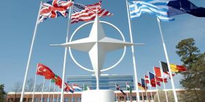Πώς σχεδιάζουν οι ΗΠΑ να συρρικνώσουν τη στρατιωτική παρουσία τους στο ΝΑΤΟ - Αναταράξεις στην ευρωπαϊκή ασφάλεια  