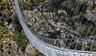 Η μακρύτερη κρεμαστή πεζογέφυρα στον κόσμο εγκαινιάστηκε στην Πορτογαλία