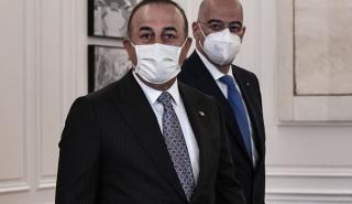 Επικοινωνία Δένδια - Τσαβούσογλου: Aλληλεγγύη για τις πυρκαγιές στην Ελλάδα