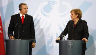 Μέρκελ: Έλεγα στον Ερντογάν ότι ήμουν η καγκελάριος και των τουρκικής καταγωγής Γερμανών