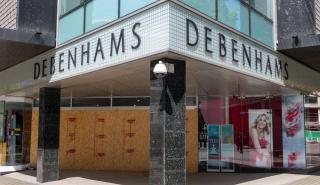 Κλείνουν τα Debenhams έπειτα από 242 χρόνια στο λιανεμπόριο
