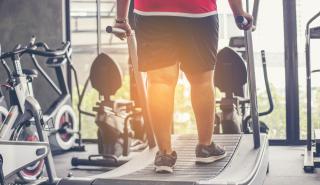 Η παχυσαρκία είναι σημαντικότερος παράγοντας κινδύνου θανάτου από Covid-19 για τους άνδρες