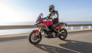 BMW F 900 XR: Η απόλυτη ισορροπία