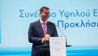 Θεοχάρης: Το «λεφτά υπάρχουν» το έχει καταδικάσει ο ελληνικός λαός