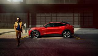 Ford: Επιβραδύνθηκαν οι πωλήσεις νέων οχημάτων τον Αύγουστο