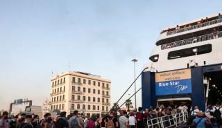 Αδειούχοι Αυγούστου: Το αδιαχώρητο σε λιμάνια, σταθμούς λεωφορείων, αεροδρόμιο