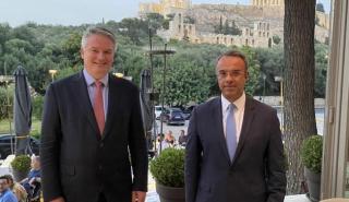 Χρ. Σταϊκούρας: Συνάντηση με ΓΓ του ΟΟΣΑ - «Στόχος οι πολυεθνικές να πληρώσουν το φόρο που τους αναλογεί»