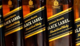 Diageo: Η παρασκευάστρια του Johnnie Walker αισιοδοξεί για αύξηση της κατανάλωσης