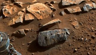 Η NASA δεν θα στείλει επανδρωμένη πτήση στη σελήνη έως το 2025