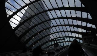 Λονδίνο: Ζημιές στο κτίριο της JP Morgan σε διαδήλωση ενάντια στην κλιματική αλλαγή