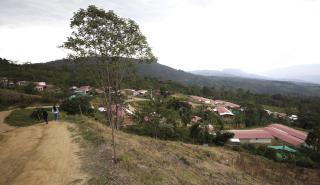 Κολομβία: Συνετρίβη στρατιωτικό μεταγωγικό αεροσκάφος με 125 επιβαίνοντες - Διασώθηκαν 77 άτομα