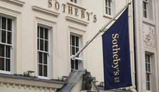 «Μπελάδες» για τον οίκο Sotheby’s: Κατηγορείται για συμμετοχή σε φοροδιαφυγή