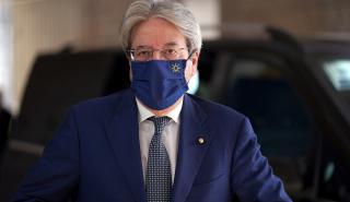 Τζεντιλόνι: Οι Βρυξέλλες εξετάζουν περαιτέρω κυρώσεις κατά της Μόσχας που δεν θα επηρεάσουν τον ενεργειακό τομέα