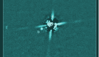 Αστρονομία: Ανακαλύφθηκε και φωτογραφήθηκε ένας από τους πιο «βρεφικούς» εξωπλανήτες