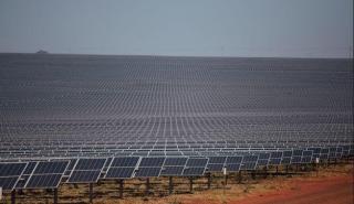 Πορτογαλία - ΑΠΕ: Το μεγαλύτερο πλωτό ηλιακό πάρκο της Ευρώπης θα τεθεί σε λειτουργία τον Ιούλιο