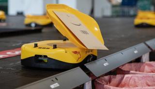 Reuters: Κίτρινα ρομποτάκια έχουν κατακλύσει τα ΕΛΤΑ της Αθήνας