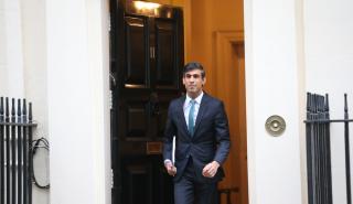 Βρετανία: Ο πρώην ΥΠΟΙΚ, Σούνακ, θέτει υποψηφιότητα για διάδοχος του Τζόνσον