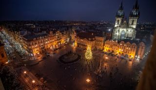 Τσεχία: Η κυβέρνηση κηρύσσει κατάσταση έκτακτης ανάγκης, κλείνει τις χριστουγεννιάτικες αγορές