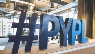 PayPal: Υποβάθμιση της μετοχής έφερε το αδύναμο outlook