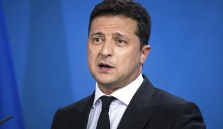 Ουκρανία: Ο πρόεδρος Ζελένσκι ζητά «εγγυήσεις ασφαλείας» από τη Δύση και τη Μόσχα