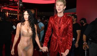 Το δαχτυλίδι αρραβώνων της Megan Fox και του Machine Gun Kelly ρίχνει το internet